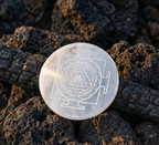 THE GEMZO Selenite Charging Plate – Crystal Cleansing & Energy Activation Tool