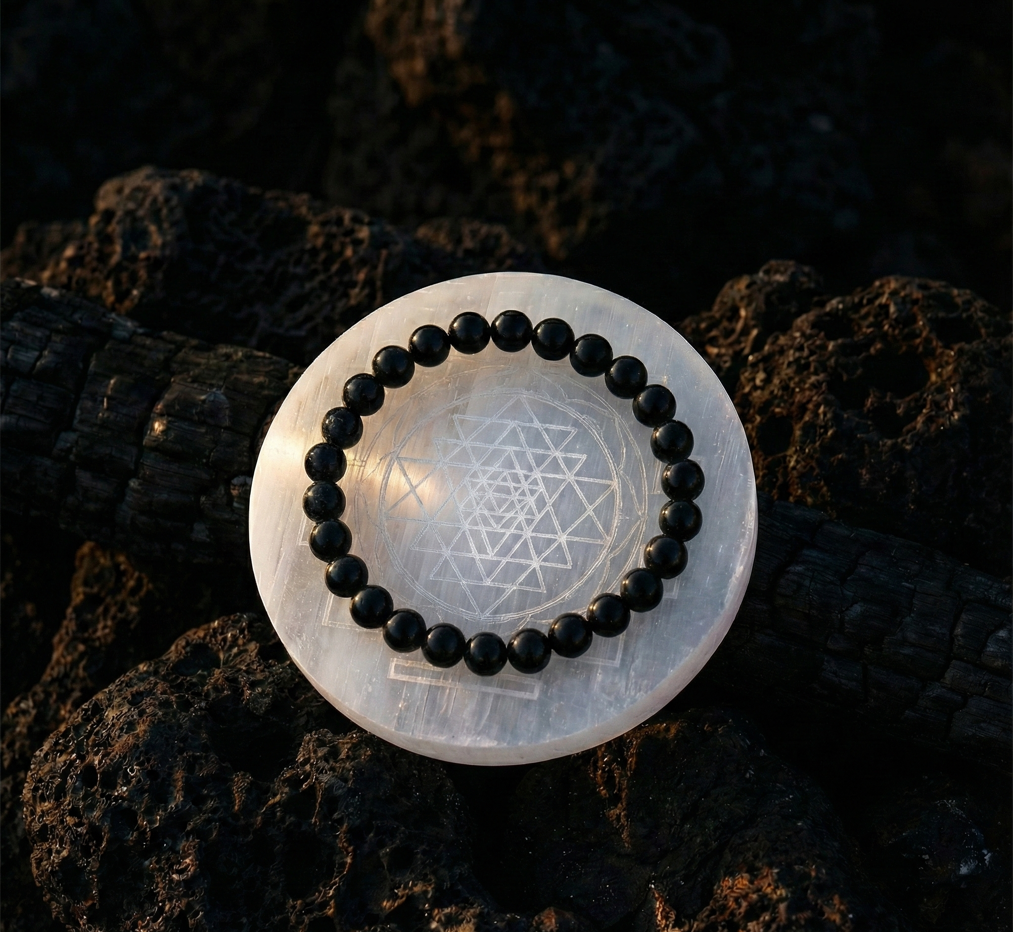 THE GEMZO Selenite Charging Plate – Crystal Cleansing & Energy Activation Tool